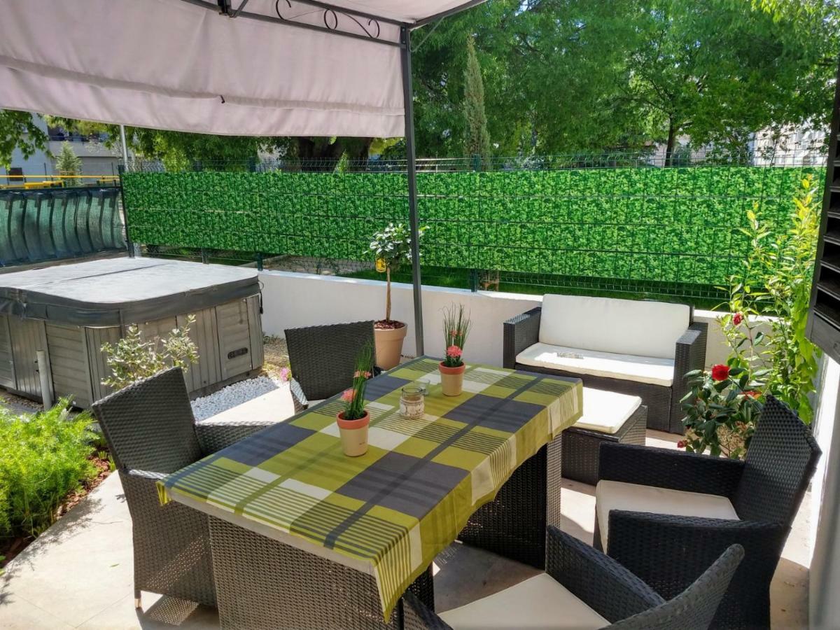 Apartment Lemon Tree Split Luaran gambar